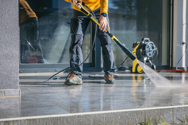 Why Choose Our Certified Pressure Washing Experts for Your Project Needs in Oak Ridge, TN?